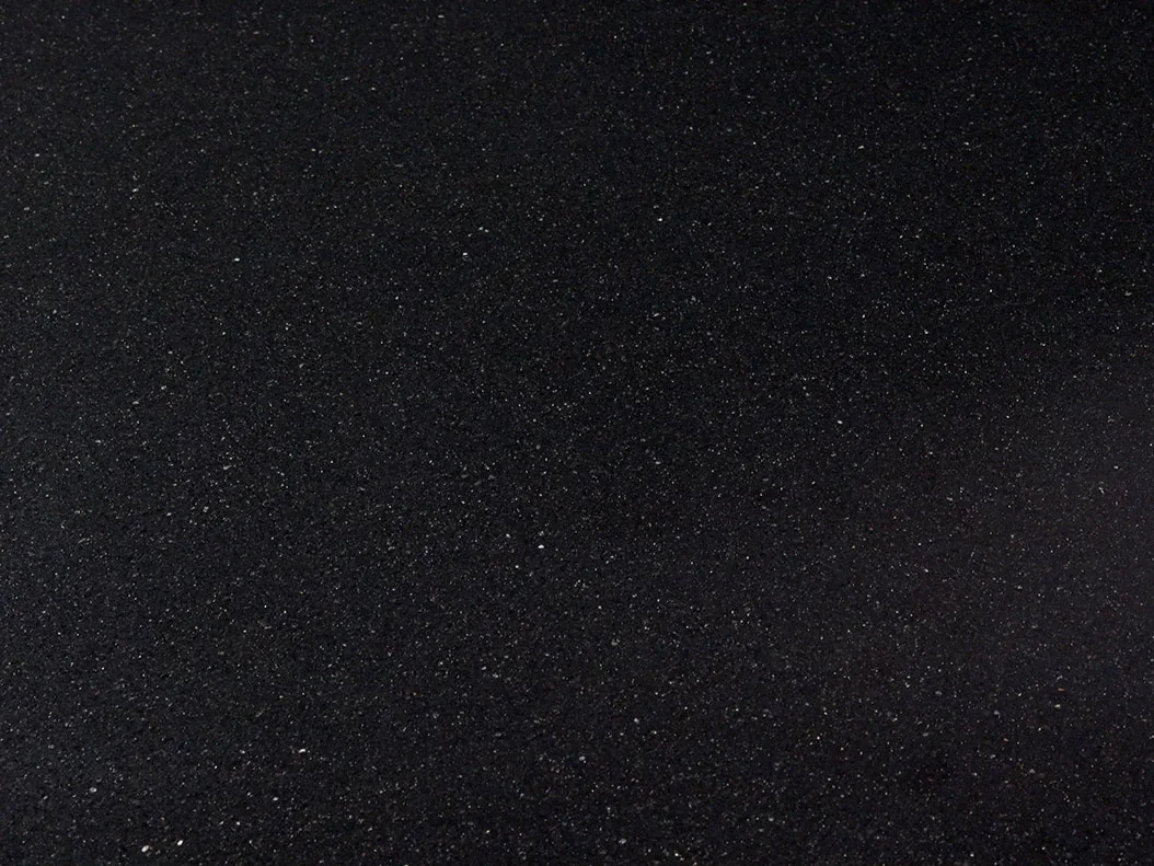 Q Quartz Midnight Majesty, 60" x 29"
