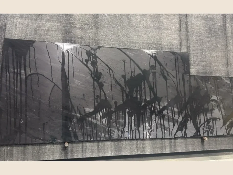 Marine Black Honed, 85" x 40"
