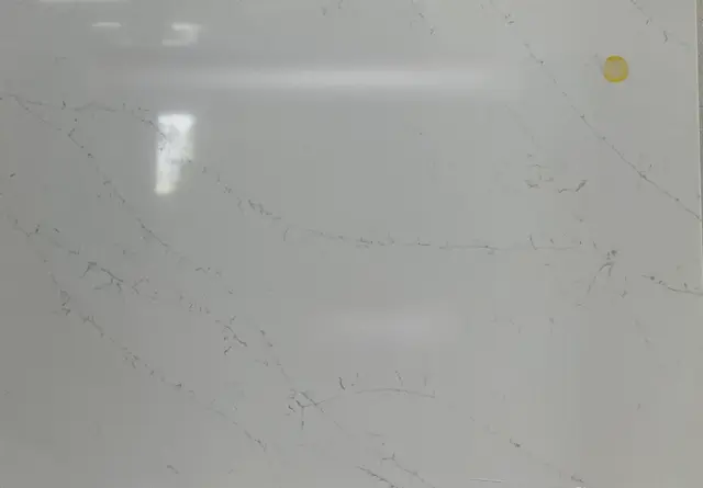 Calacatta Delios Quartz Quartz remnant, 51" x 35"