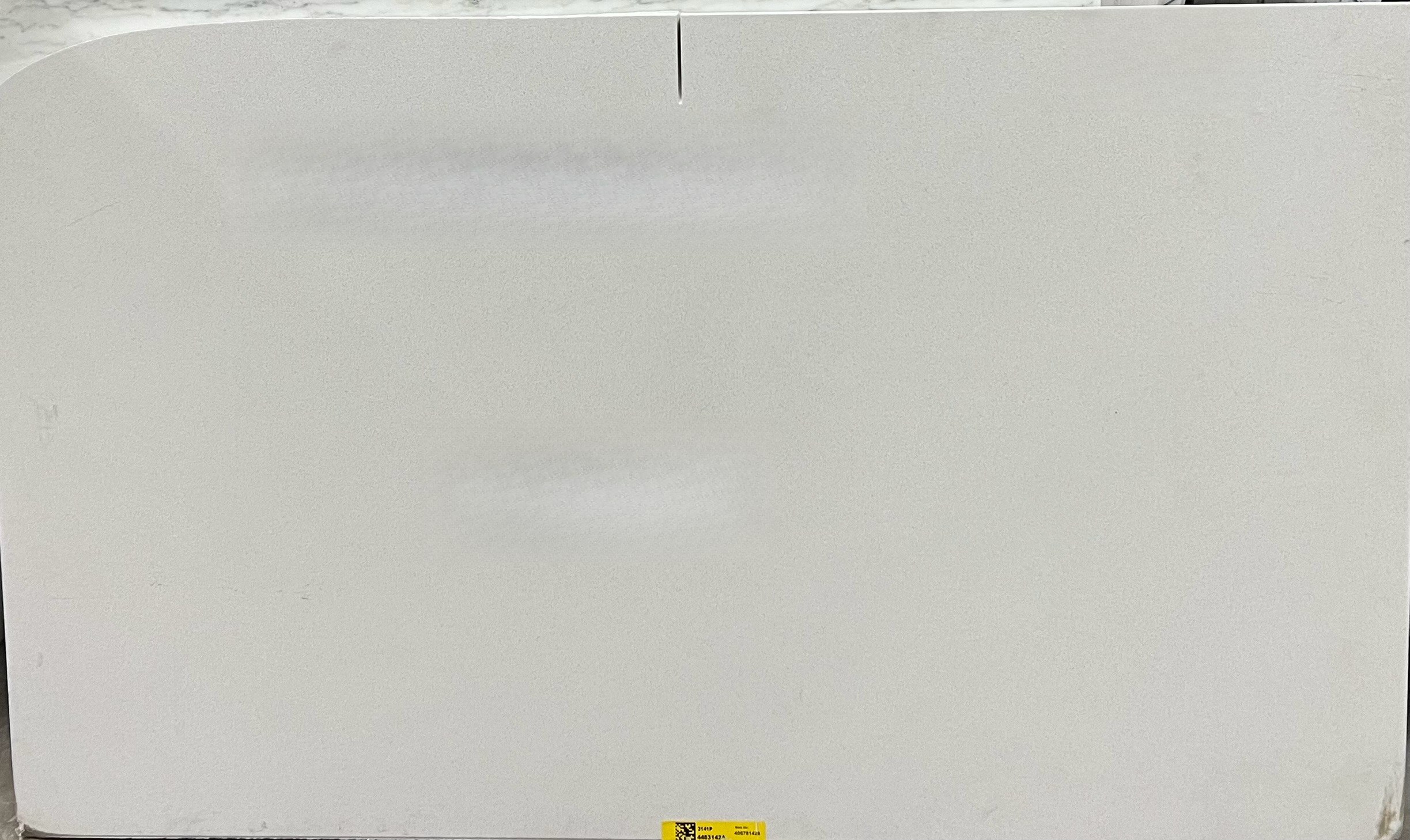 3141P Eggshell, 56" x 30"