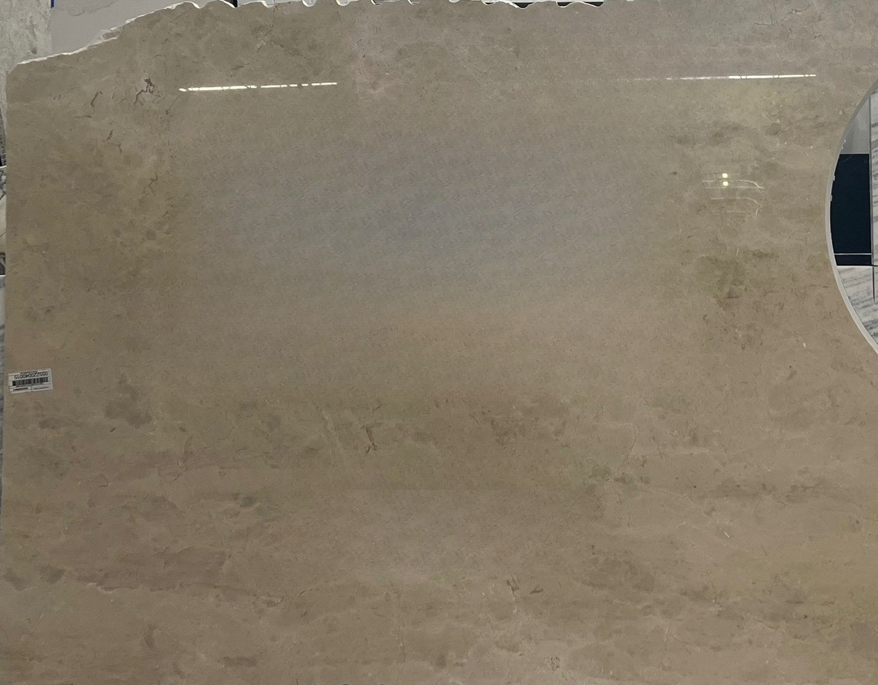Crema Marfil, 74" x 51"