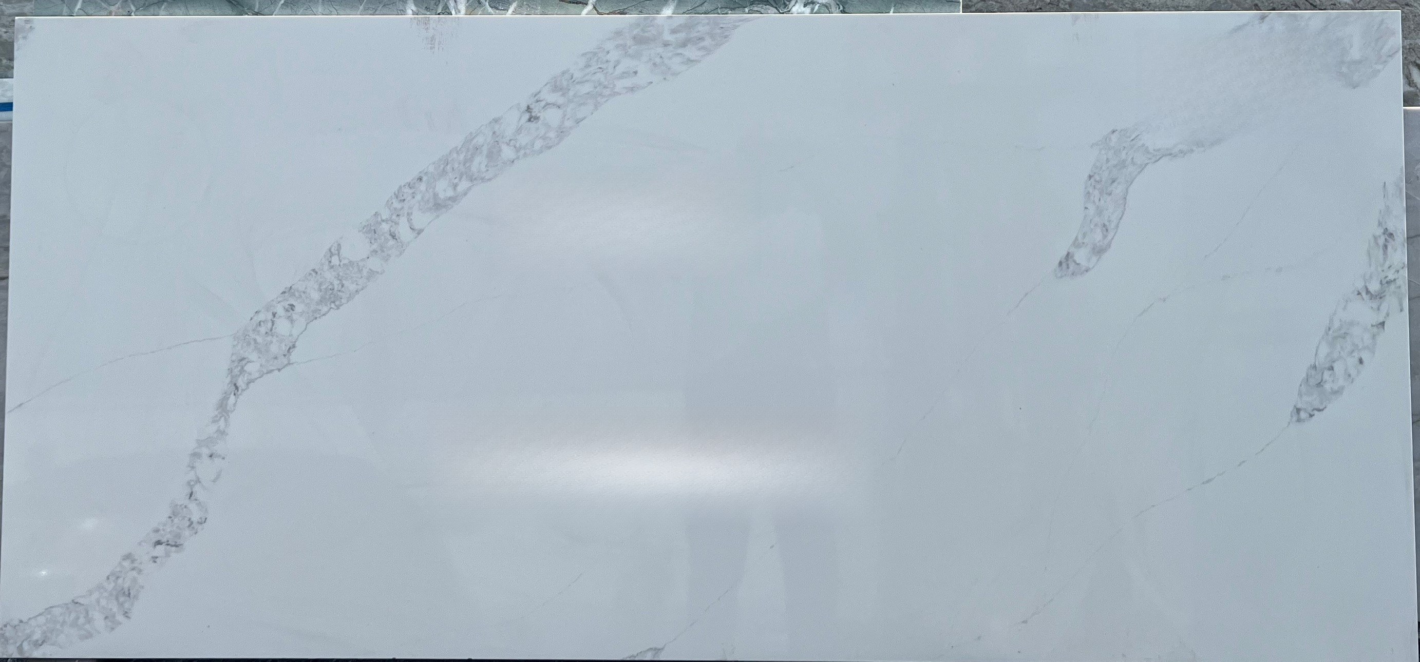 Quartz, 71" x 32"