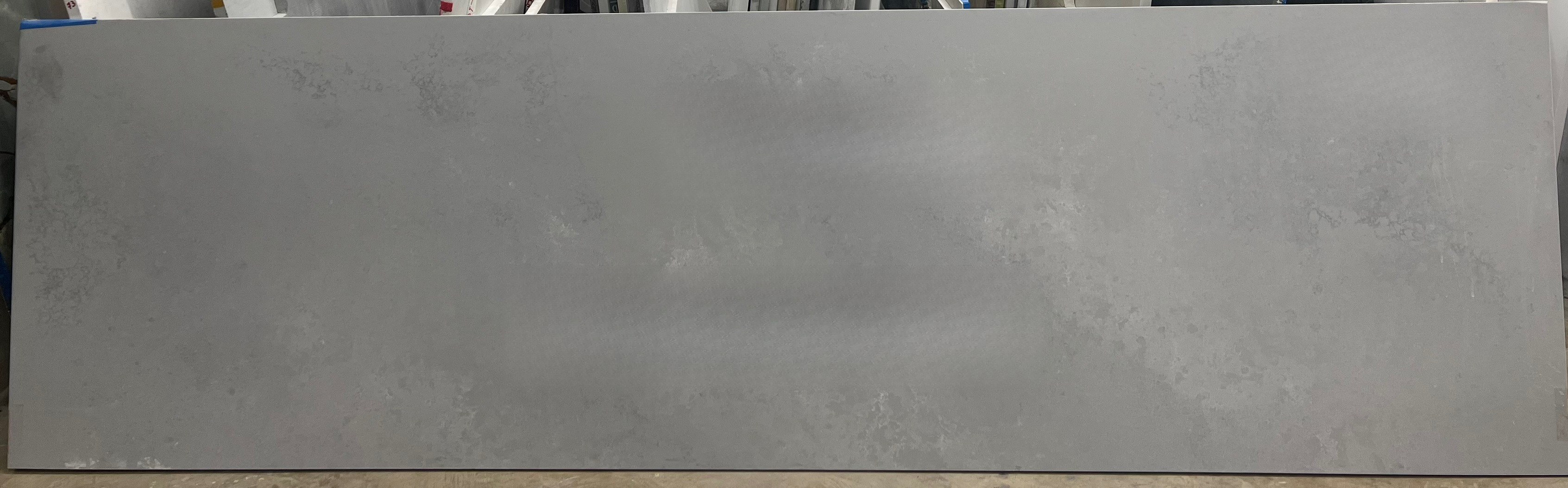 4044R Airy Concrete, 130" x 37"