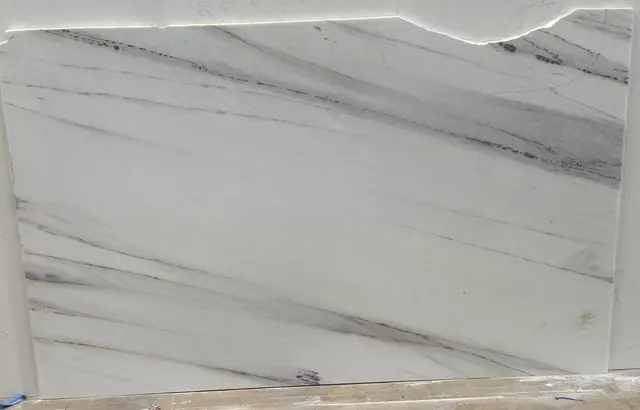 Calacatta Lincoln Marble remnant, 73" x 42"