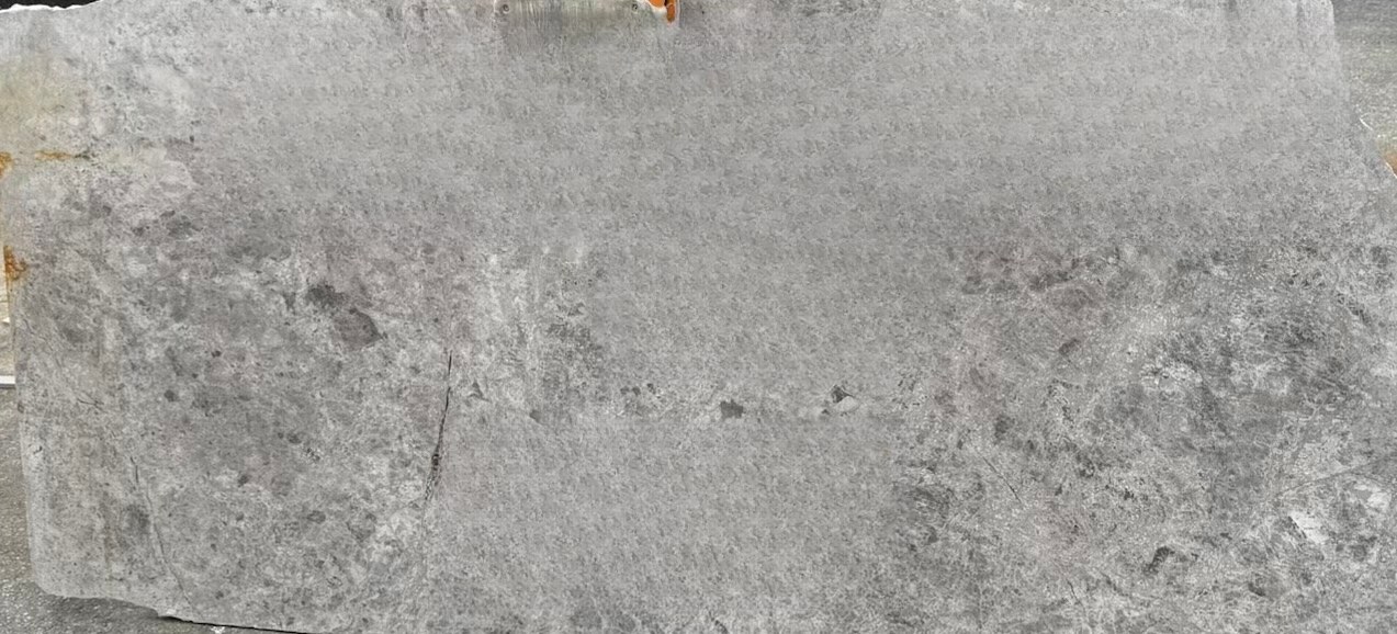 Tundra Grey, 73" x 32"