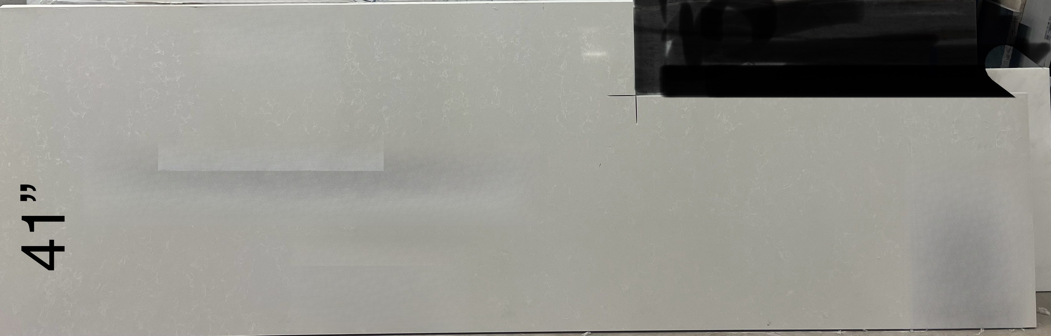 Cotton White Quartz, 130" x 25"