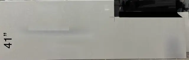 Cotton White Quartz Quartz remnant, 130" x 25"