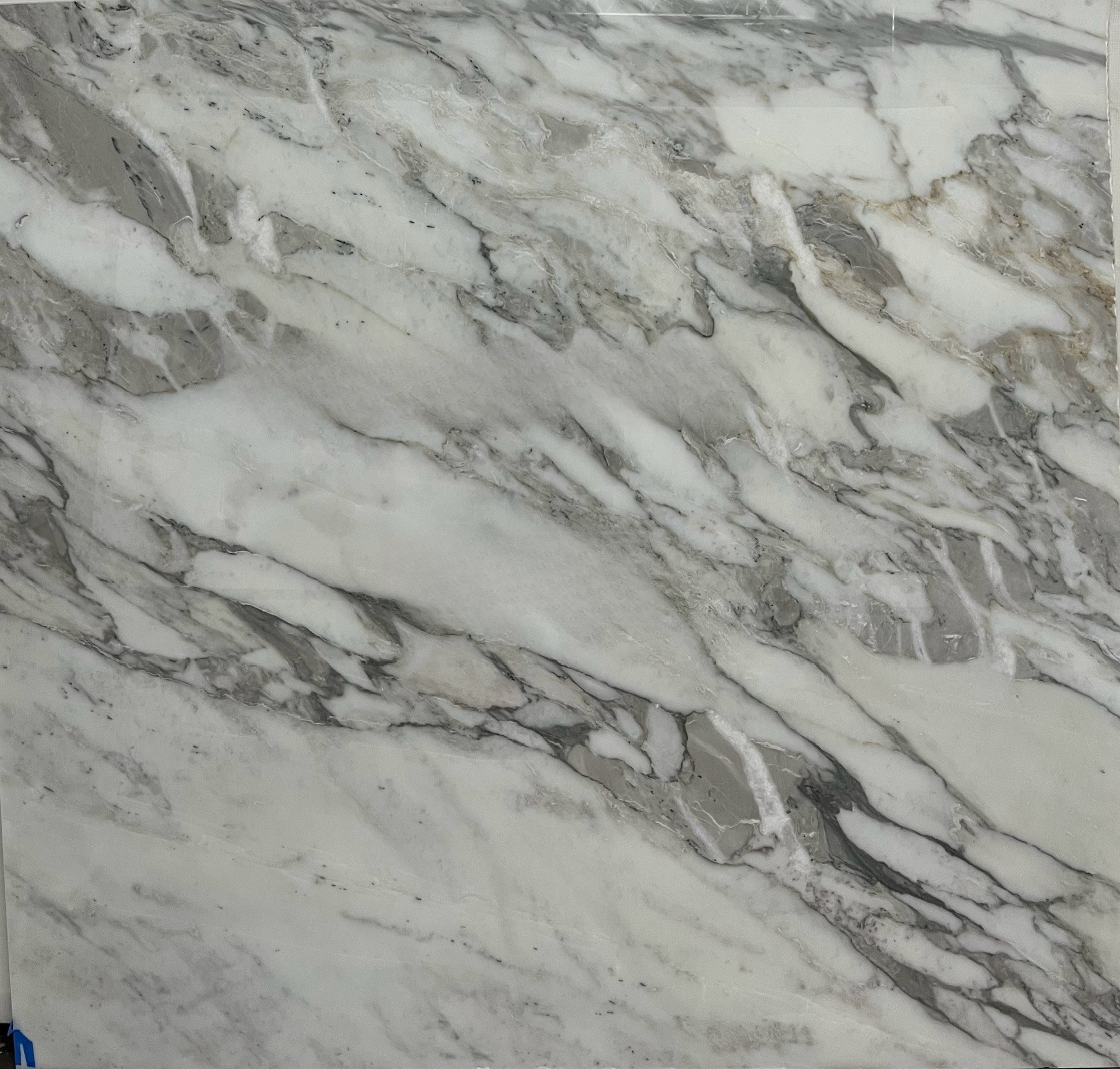 Calacatta Marble, 51" x 50"