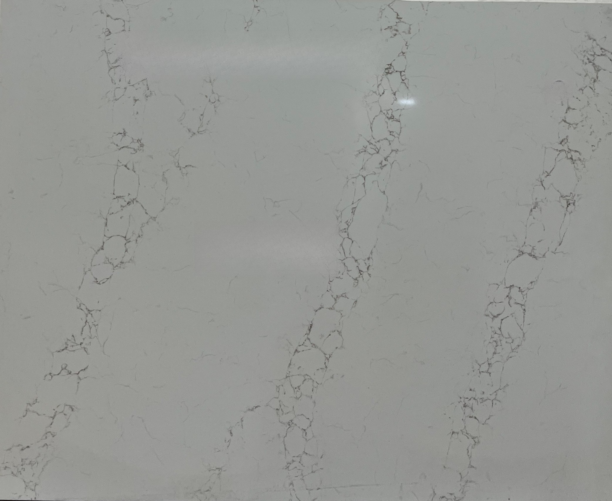 Statuario Quartz, 55" x 44"
