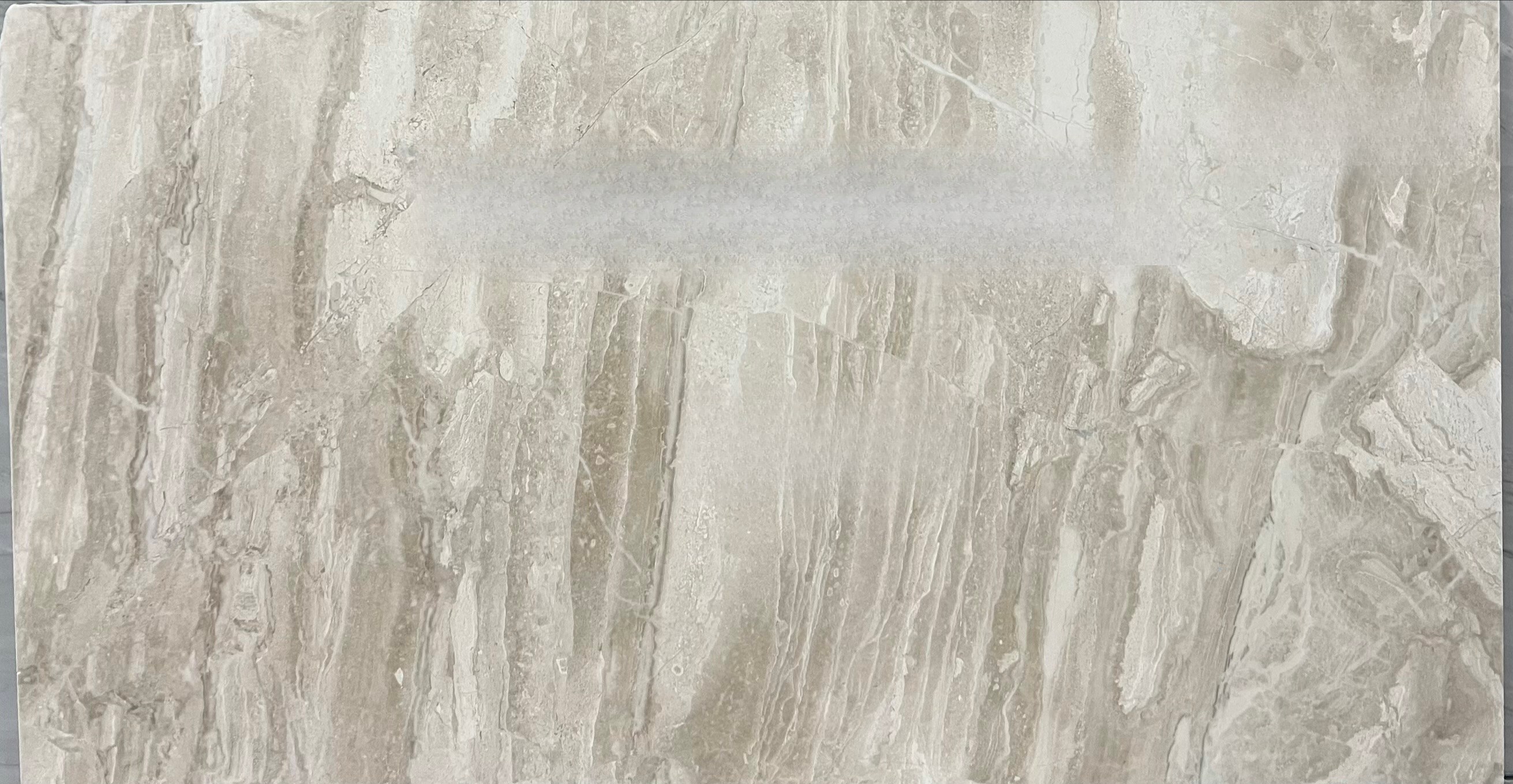 Diana Royal Marble, 61" x 33"