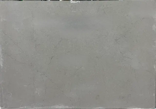 Noble Gray Leather Quartz Quartz remnant, 79" x 55"
