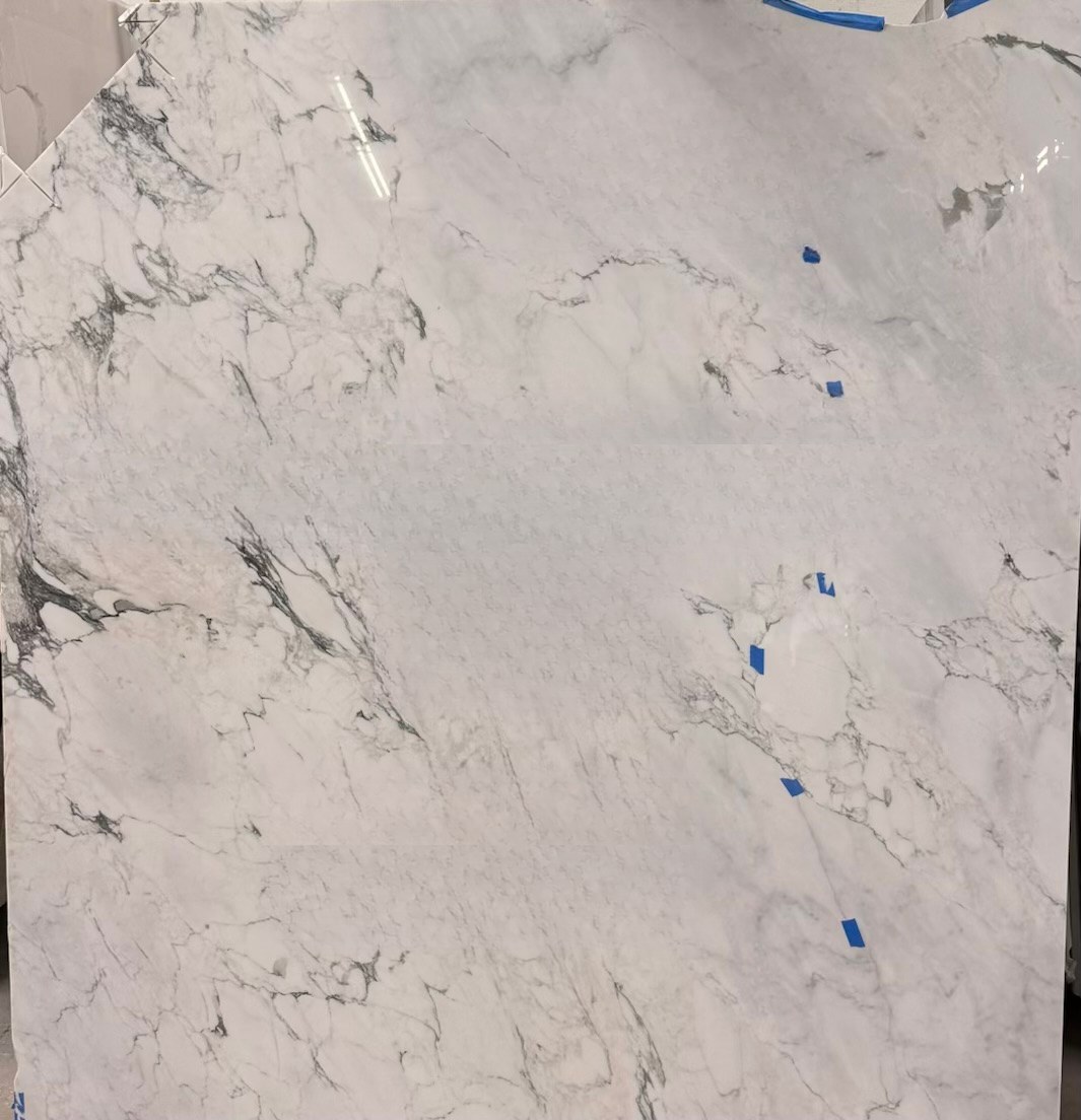 Calacatta Monet, 71" x 64"