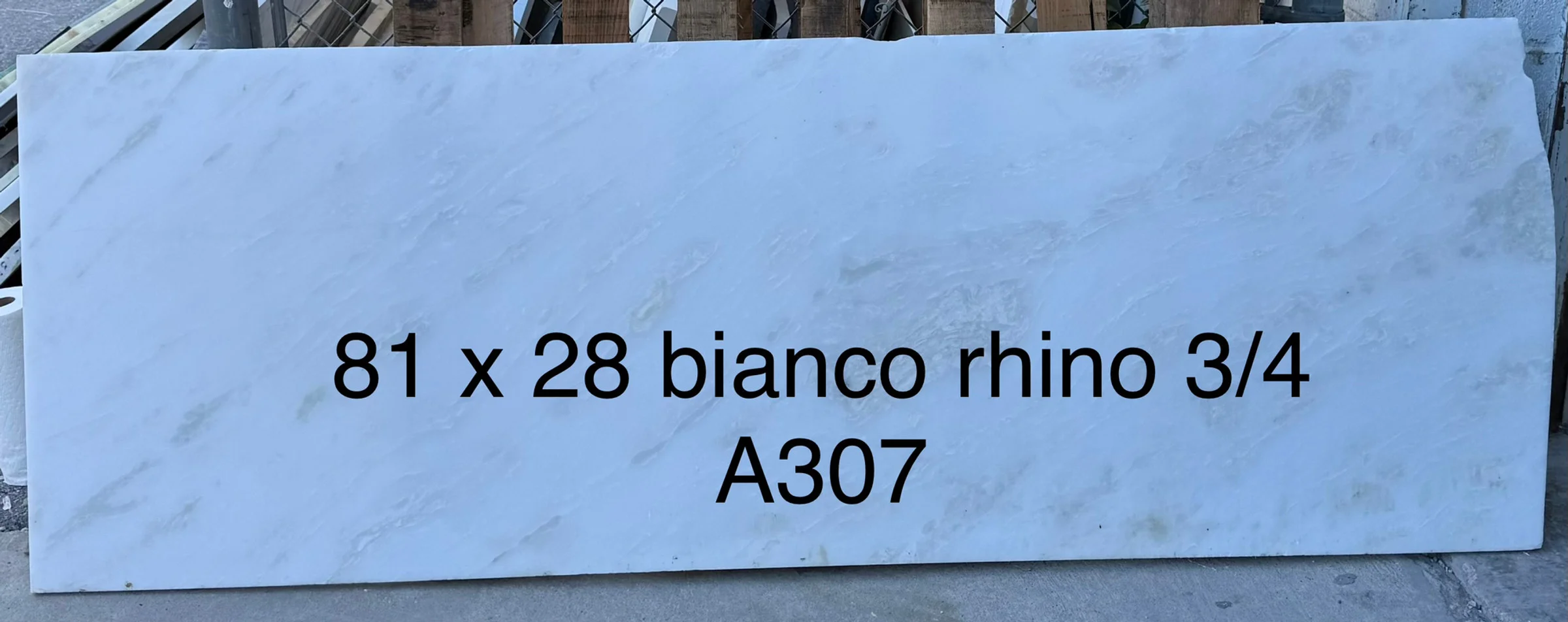 Bianco Rhino, 28" x 81"