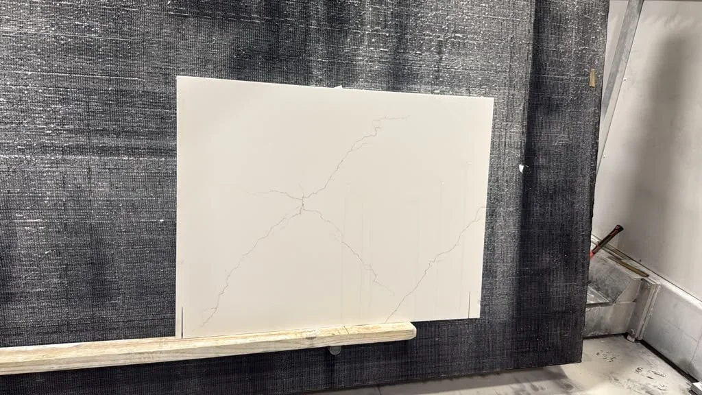 Q Quartz Calacatta Miraggio Gold, 40" x 26"